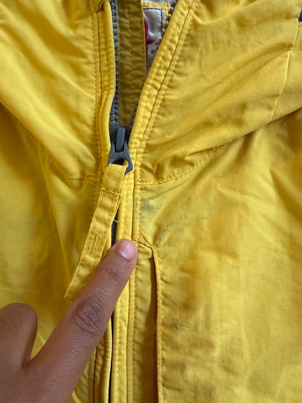Relwen Barrier Shell Jacket (Yellow) - Picture 4 of 5